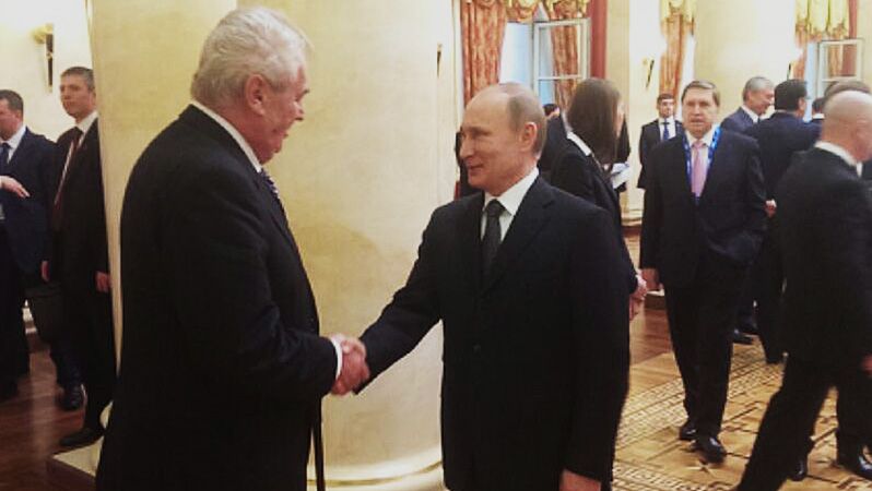 Zeman podpořil pomoc Ukrajině. Vztah k Putinovi byl omyl, připouští